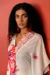 17:17 By Simmi Saboo_Off White Muslin Embroidery V-neck Aafiya Floral Pattern Kaftan _Online_at_Aza_Fashions