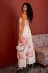 Shop_17:17 By Simmi Saboo_Off White Muslin Sweetheart Neck Floral Tube Kurta And Pant Set _at_Aza_Fashions