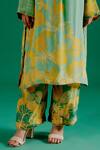 Sitaraa_Green Crepe Printed Bageecha V Neck Kavya Kurta With Pant _at_Aza_Fashions