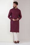 Buy_Kasbah_Maroon Silk Embroidered Thread Diamond Pattern Kurta With Pant _at_Aza_Fashions