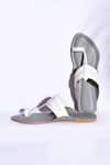 Buy_IraSoles_White Gogo Leather Kolhapuri Sandals _at_Aza_Fashions