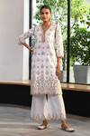 Buy_Mulmul_White 100% Pure Mulmul Embroidered And Ripon Floral Kurta & Pant Set _at_Aza_Fashions