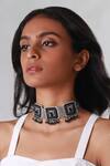 Buy_Vaidaan_Black Khizan Choker _at_Aza_Fashions