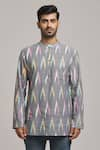 Arihant Rai Sinha_Grey Cotton Woven Ikat Pattern Short Kurta _Online_at_Aza_Fashions