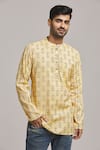 Buy_Arihant Rai Sinha_Yellow Cotton Print Geometric Short Kurta _at_Aza_Fashions