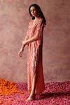 Buy_Begum_Peach Kaftan Georgette Embroidery Sequin V Inaya Geometric Dress _Online_at_Aza_Fashions