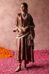 Buy_Begum_Rose Gold Dupatta Organza Embroidered Zaahra Bell Sleeve Kurta Set _Online_at_Aza_Fashions