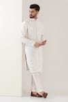 Buy_Kasbah_White Silk Mirrors Work Kurta _at_Aza_Fashions