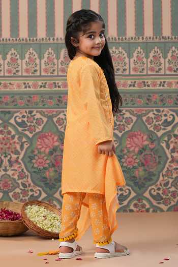 Shop_Cute Couture_Yellow Muslin Tassels Bandej Print Kurta And Pant Set _at_Aza_Fashions