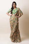 Buy_SutrabySweta_Green Chiffon Printed Paisley V Neck Pre-draped Saree With Blouse _at_Aza_Fashions