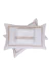 Buy_VEDA HOMES_White 100% Cotton Thread Work Spring Embroidered Duvet Cover - Single Pc _at_Aza_Fashions