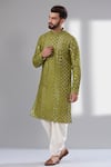 Buy_Kasbah_Green Silk Embroidery Mirror Work Kurta _at_Aza_Fashions