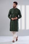 Buy_Kasbah_Green Silk Embroidered Thread Work Floral Kurta _at_Aza_Fashions