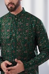 Buy_Kasbah_Green Silk Embroidered Thread Work Floral Kurta _Online_at_Aza_Fashions