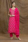 Buy_Naintara Bajaj_Pink Kurta Jacquard Embroidery Floral Round Neck Vines Work Pant Set _at_Aza_Fashions