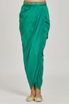 Buy_Samyukta Singhania_Green Crop Top Raw Silk Embroidery Zardozi And Damask Draped Skirt Cape Set 