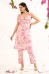 Buy_Avaha_White Tabby Silk Printed Floral V Mora Nayna Kurta And Pant Set _at_Aza_Fashions