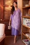 Shop Tasuvure Indes Purple Organza, Polyester Embroidery V-neck Kiara Kurta Set With Printed Dupatta at Aza Fashions Shop_Tasuvure Indes_Purple Organza, Polyester Embroidery V-neck Kiara Kurta Set With Printed Dupatta _at_Aza_Fashions