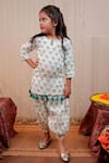 Buy_TINY COLOUR_White Chinon Crepe Hand Block Printed Bouquet Kurta And Pant Set _at_Aza_Fashions