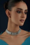 Buy_House Of Tuhina_Silver Plated Mirror Qabeela Choker _at_Aza_Fashions