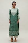 Buy_Naina Jain_Green Silk Gota Patti, Embroidery Round Neck Yoke Kurta _at_Aza_Fashions