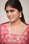 Buy_Ishhaara_Gold Plated Pearl Marble Effect Necklace Set_at_Aza_Fashions
