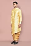 Arihant Rai Sinha_Yellow Asymmetric Paisley Pattern Kurta Set _at_Aza_Fashions