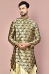 Buy_Arihant Rai Sinha_Black Vintage Jaal Pattern Asymmetric Kurta Set 