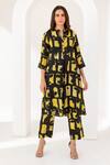 Kameez Black Silk Round Neck Limelight Print Kurta And Pant Set at Aza Fashions Kameez_Black Silk Round Neck Limelight Print Kurta And Pant Set_at_Aza_Fashions