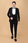 Buy_Manish Nagdeo_Black Tuxedo Luxury Velvet Plain And Trouser Set _at_Aza_Fashions