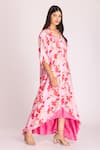 Tanu Malhotra_Pink Cotton Silk Digital Printed Floral V High-low Kaftan With Inner _Online_at_Aza_Fashions