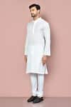 Arihant Rai Sinha_White Cotton Striped Pattern Kurta Set (For Kids)_at_Aza_Fashions