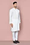 Buy_Arihant Rai Sinha_White Cotton Striped Pattern Kurta Set (For Kids)