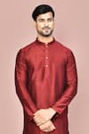 Arihant Rai Sinha_Maroon Dupion Art Silk Plain Mandarin Collar Kurta Set _at_Aza_Fashions