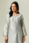 Anantaa By Roohi_Grey Silk, Chanderi Embroidery Round Neck Kurta Set With Scallop Dupatta _at_Aza_Fashions