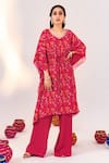 Buy_Silky Bindra_Pink Georgette Print Floral V Neck Kaftan With Pant _at_Aza_Fashions