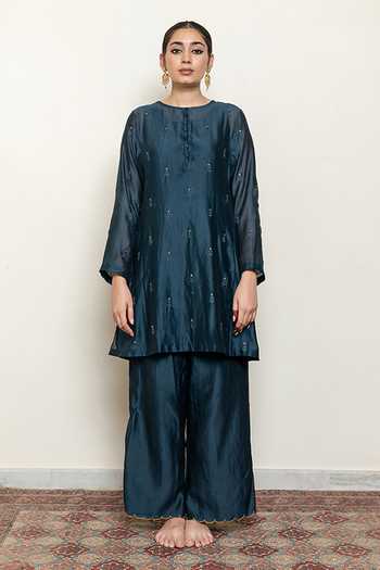 Buy_Nirjara_Blue Chanderi Silk, Cotton Sequins, Embroidery Floral Sprig Kurta With Pant _at_Aza_Fashions