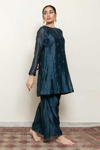 Buy_Nirjara_Blue Chanderi Silk, Cotton Sequins, Embroidery Floral Sprig Kurta With Pant 