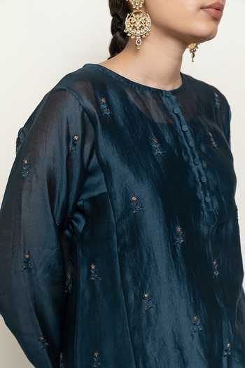 Shop_Nirjara_Blue Chanderi Silk, Cotton Sequins, Embroidery Floral Sprig Kurta With Pant 