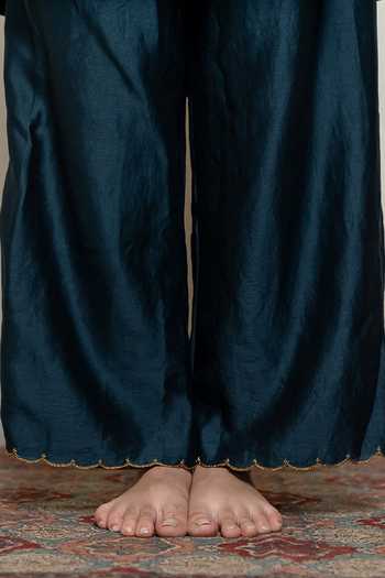 Nirjara_Blue Chanderi Silk, Cotton Sequins, Embroidery Floral Sprig Kurta With Pant _Online