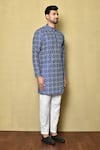 Aryavir Malhotra_Blue Kurta Cotton Silk Printed Checkered Bandhani Short Set _at_Aza_Fashions