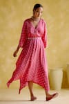 Buy_5elements_Pink Modal V-neck Annika Bandhani Pattern Kaftan With Belt _at_Aza_Fashions