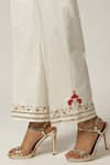 Buy_Anantaa by Roohi_Off White Silk Chanderi Embroidered Floral Round Overlap Kurta Pant Set 