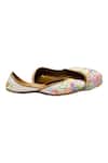 Shop_Yassio_White Embroidered Isla Floral Pattern Juttis_at_Aza_Fashions