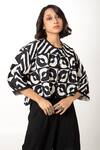 KA-Sha Black Cotton Applique Round Neck Shrey Reversible Geometric Pattern Blouse Online at Aza Fashions KA-Sha_Black Cotton Applique Round Neck Shrey Reversible Geometric Pattern Blouse _Online_at_Aza_Fashions