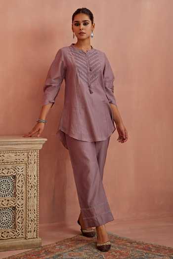Buy_Kritika Dawar_Purple Chanderi Embroidery Bandeau Neck Yoke Top And Pant Set _at_Aza_Fashions