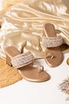 Buy_Urbansway_Gold Stones Moonstone Embellished Kolhapuri Heels _at_Aza_Fashions