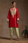 Buy_Wazir C_Red Silk Embroidery Kashmiri Round Neck Work Kurta Pant Set _Online_at_Aza_Fashions