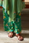 Buy_Label Earthen_Green Mangalgiri Cotton Embroidery Sringar Floral Applique Kurta Set _Online_at_Aza_Fashions