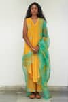 Buy_Label Earthen_Yellow Mangalgiri Cotton Embroidery Thread V Neck Lilly Placement Kurta Set_at_Aza_Fashions